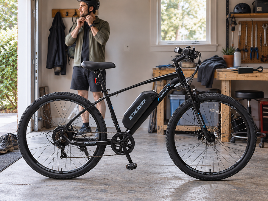Trail removable battery lifestyle scene