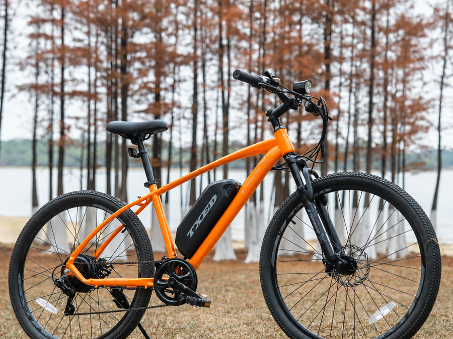 TXED Trail Orange 04 lakeside riding lifestyle scene